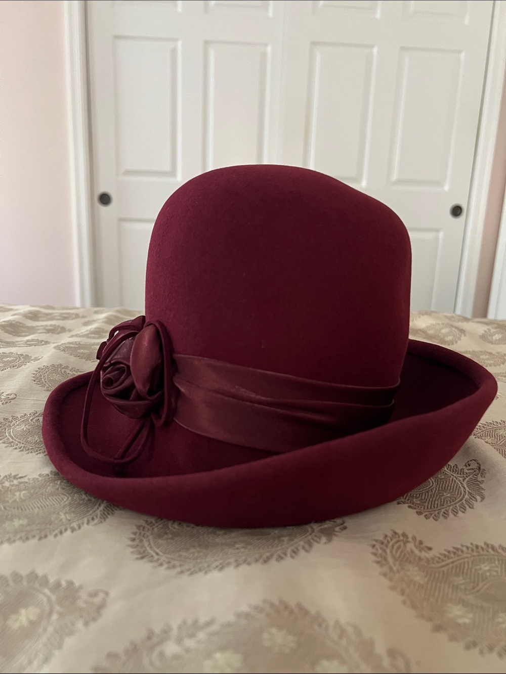 Women's Burgundy Felt Bowler Hat